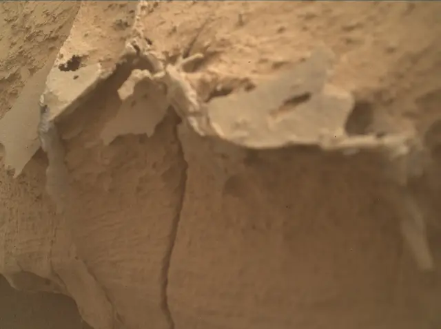 Sol 4359: Mars Hand Lens Imager (MAHLI)