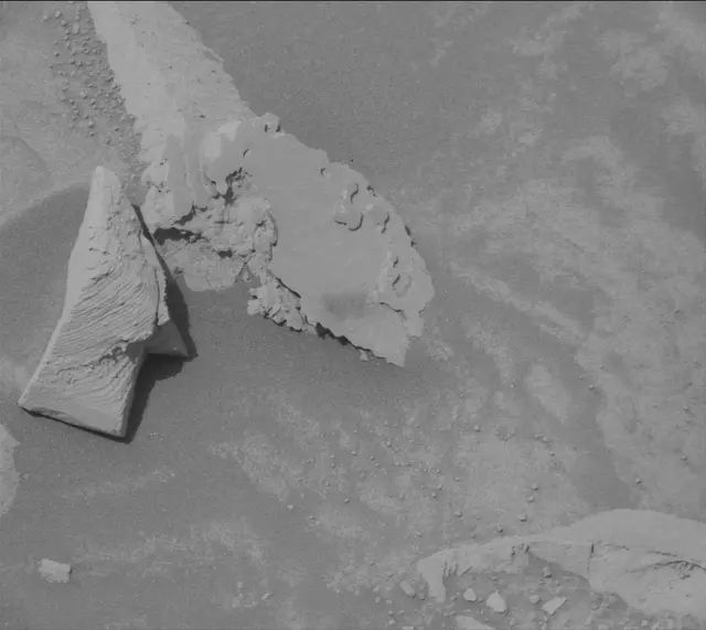 Sol 4360: Mast Camera (Mastcam)