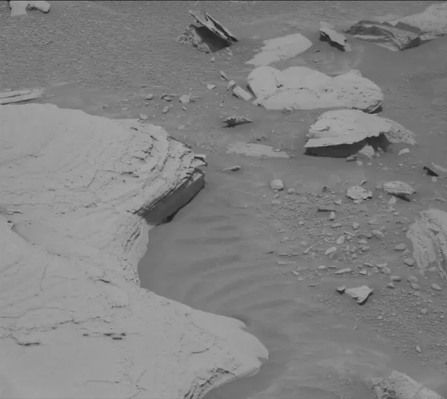 Sol 4360: Mast Camera (Mastcam)