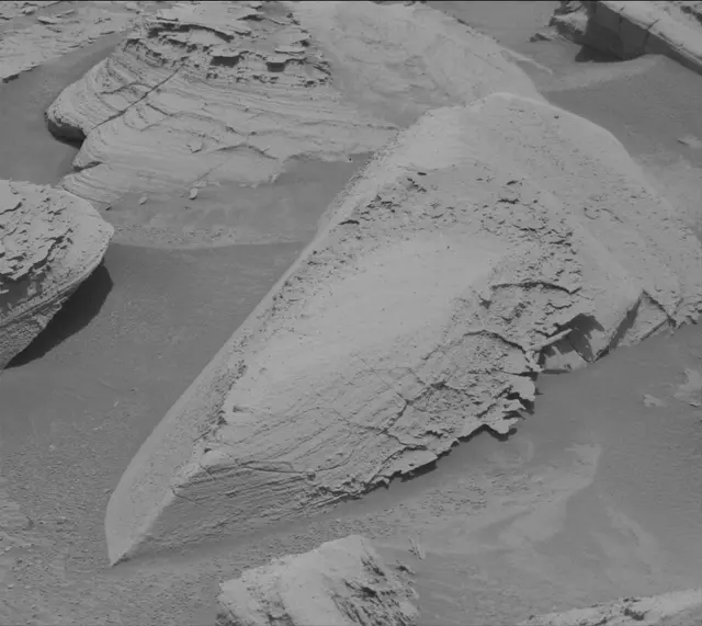 Sol 4362: Mast Camera (Mastcam)