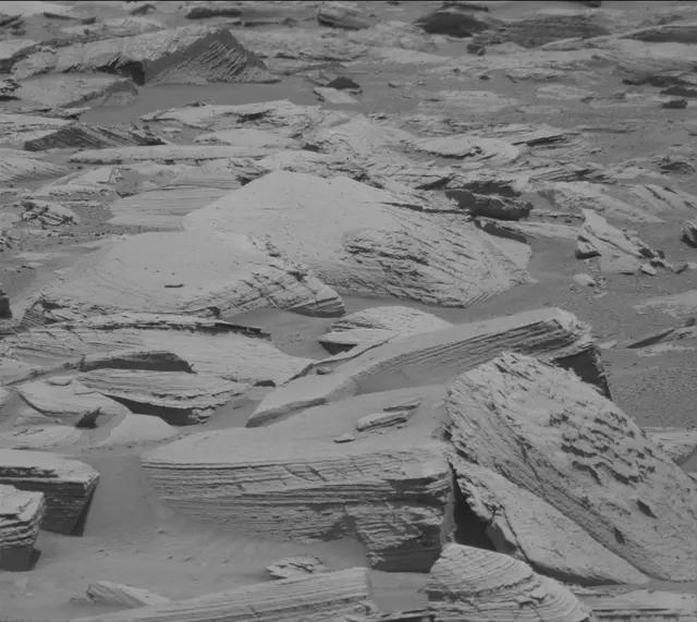 Sol 4366: Mast Camera (Mastcam)