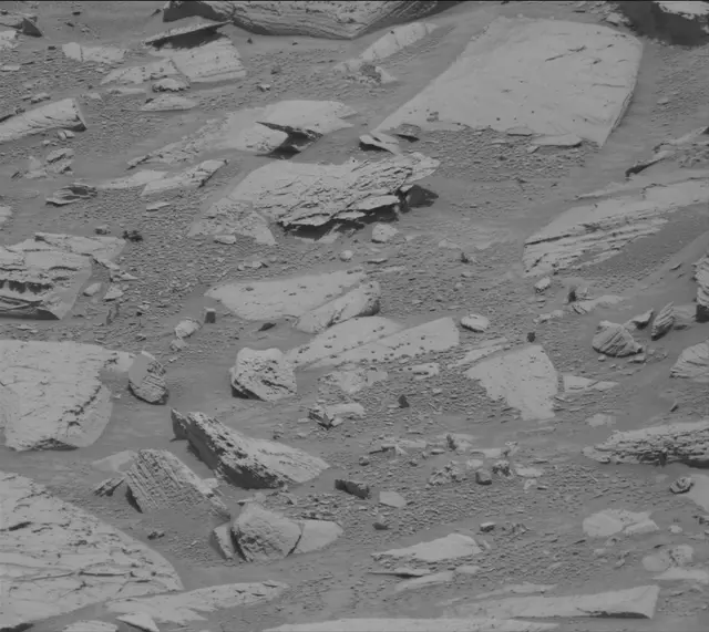 Sol 4366: Mast Camera (Mastcam)