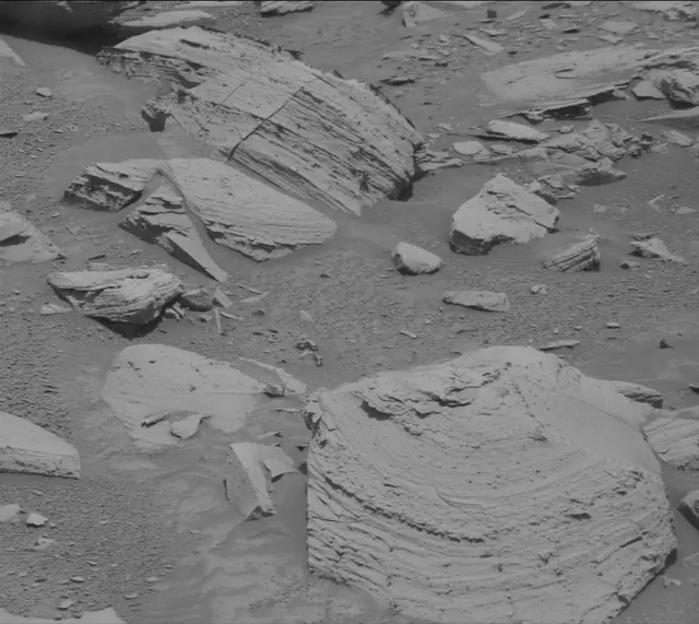Sol 4366: Mast Camera (Mastcam)