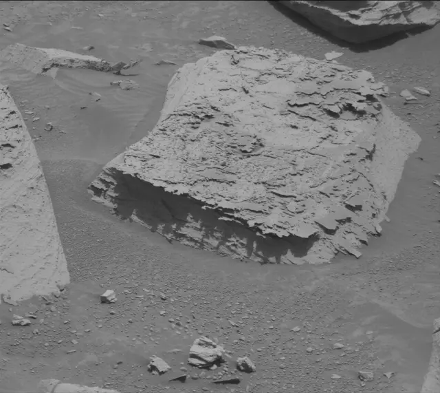Sol 4366: Mast Camera (Mastcam)