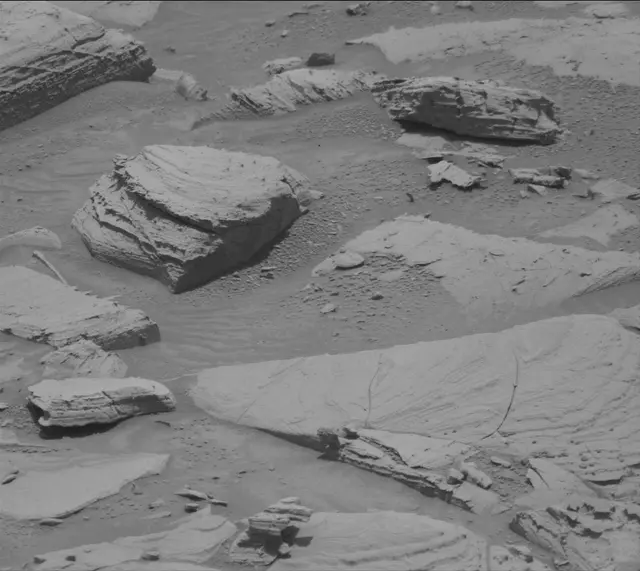 Sol 4366: Mast Camera (Mastcam)