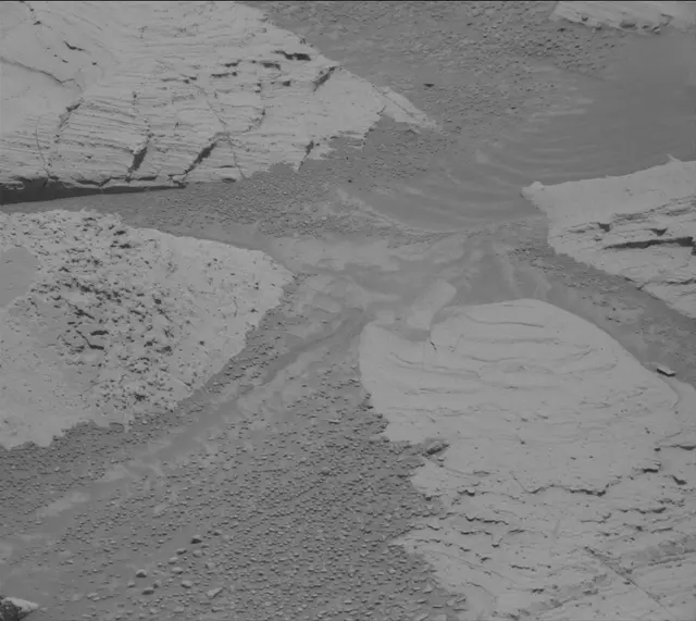 Sol 4366: Mast Camera (Mastcam)