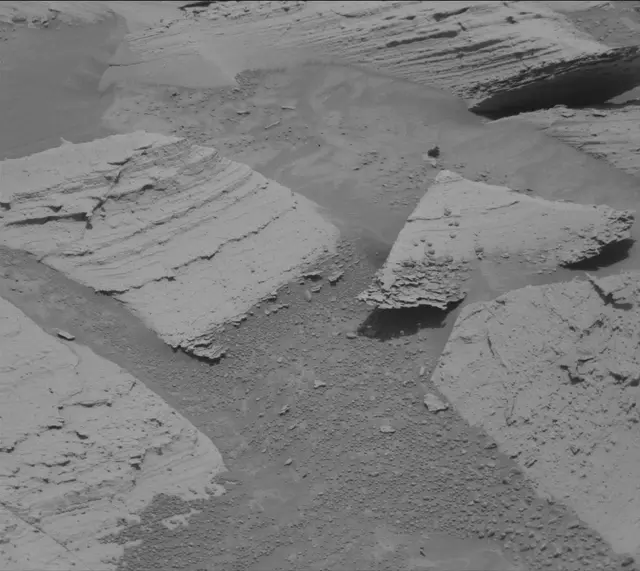 Sol 4366: Mast Camera (Mastcam)