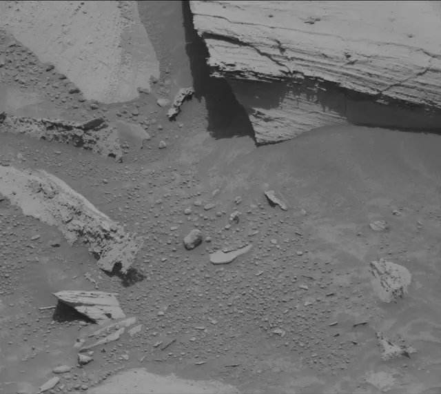 Sol 4366: Mast Camera (Mastcam)