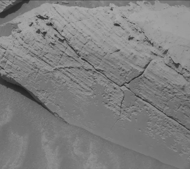 Sol 4367: Mast Camera (Mastcam)