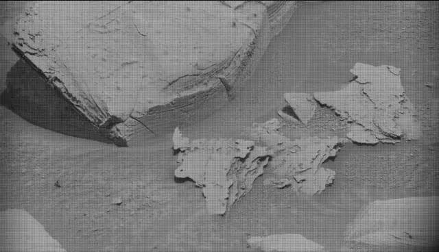 Sol 4368: Mast Camera (Mastcam)