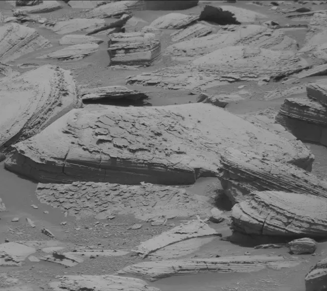 Sol 4368: Mast Camera (Mastcam)
