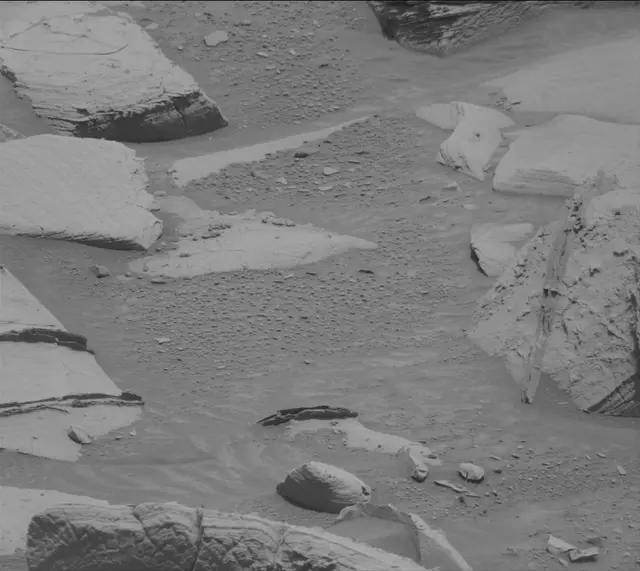Sol 4368: Mast Camera (Mastcam)