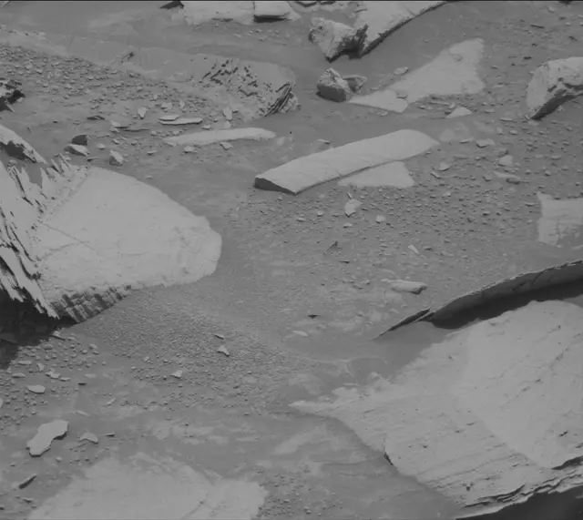 Sol 4368: Mast Camera (Mastcam)