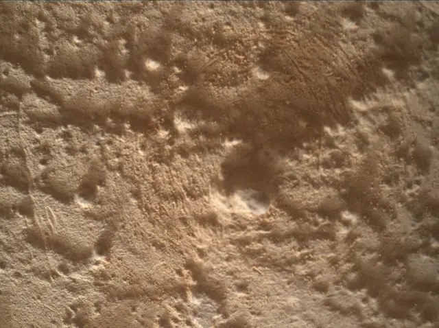 Sol 4368: Mars Hand Lens Imager (MAHLI)