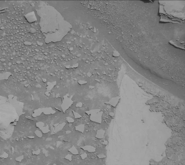 Sol 4369: Mast Camera (Mastcam)