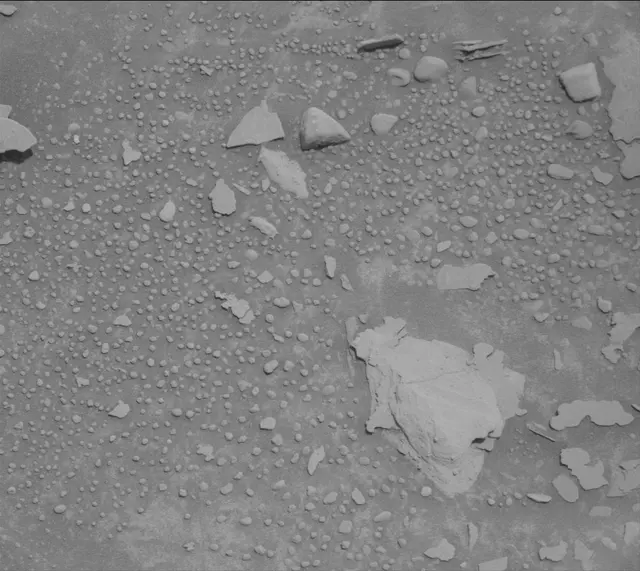 Sol 4369: Mast Camera (Mastcam)