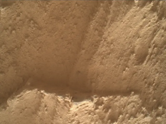 Sol 4370: Mars Hand Lens Imager (MAHLI)