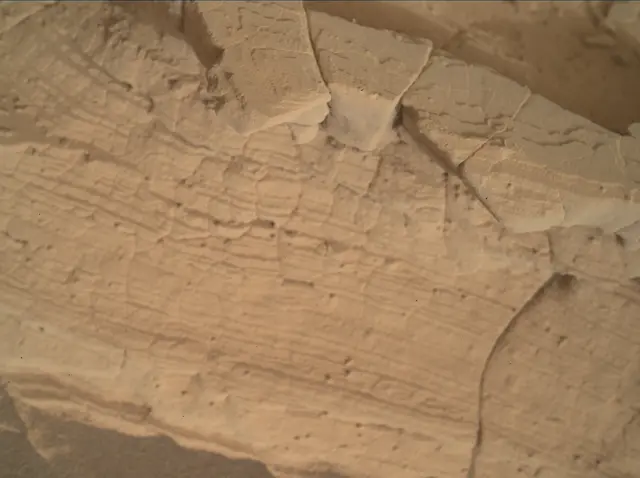 Sol 4370: Mars Hand Lens Imager (MAHLI)