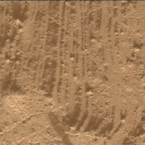 Sol 4370: Mars Hand Lens Imager (MAHLI)