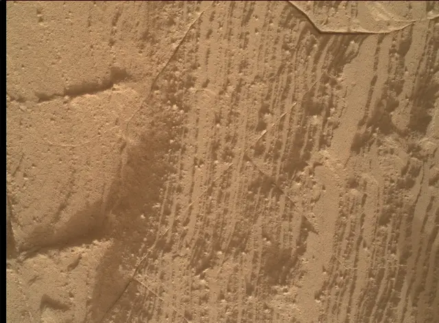 Sol 4370: Mars Hand Lens Imager (MAHLI)