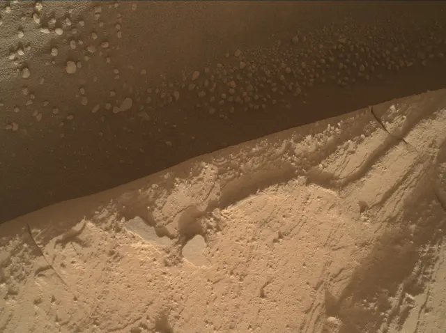 Sol 4370: Mars Hand Lens Imager (MAHLI)