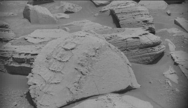Sol 4371: Mast Camera (Mastcam)