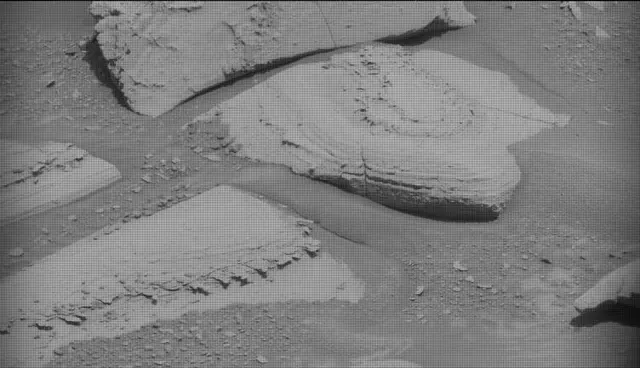 Sol 4371: Mast Camera (Mastcam)