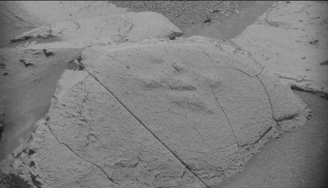 Sol 4371: Mast Camera (Mastcam)