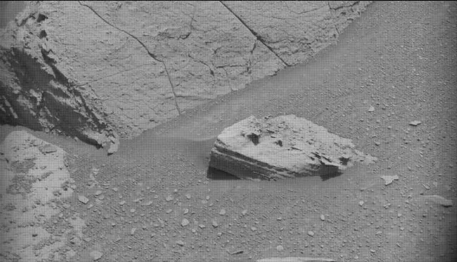 Sol 4371: Mast Camera (Mastcam)