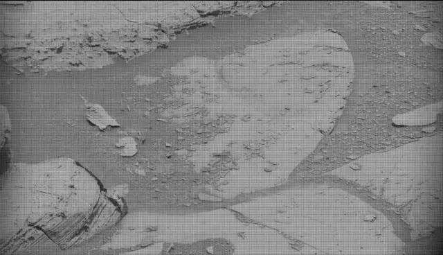 Sol 4371: Mast Camera (Mastcam)