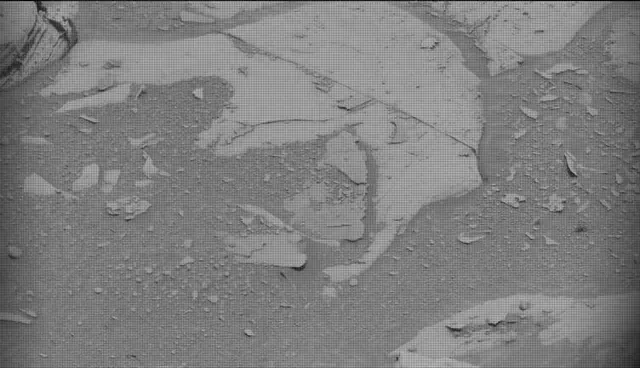 Sol 4371: Mast Camera (Mastcam)