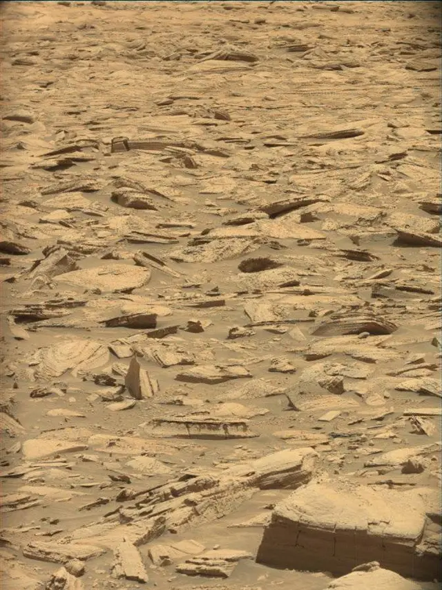 Sol 4371: Mast Camera (Mastcam)