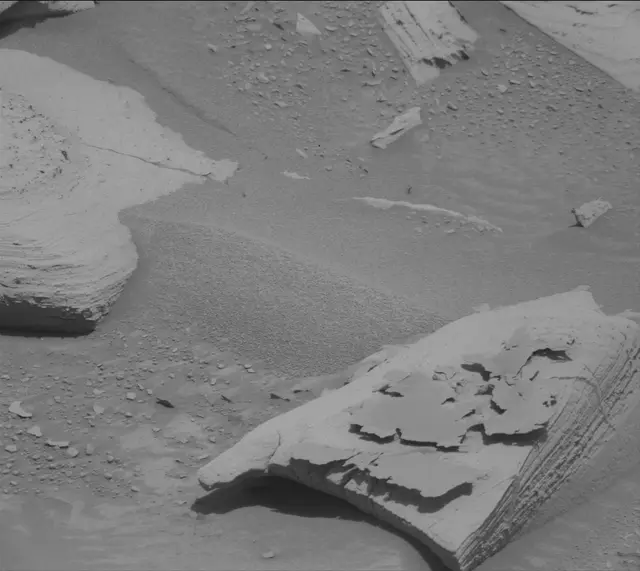 Sol 4371: Mast Camera (Mastcam)