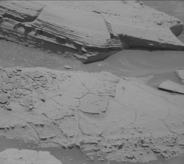 Sol 4371: Mast Camera (Mastcam)