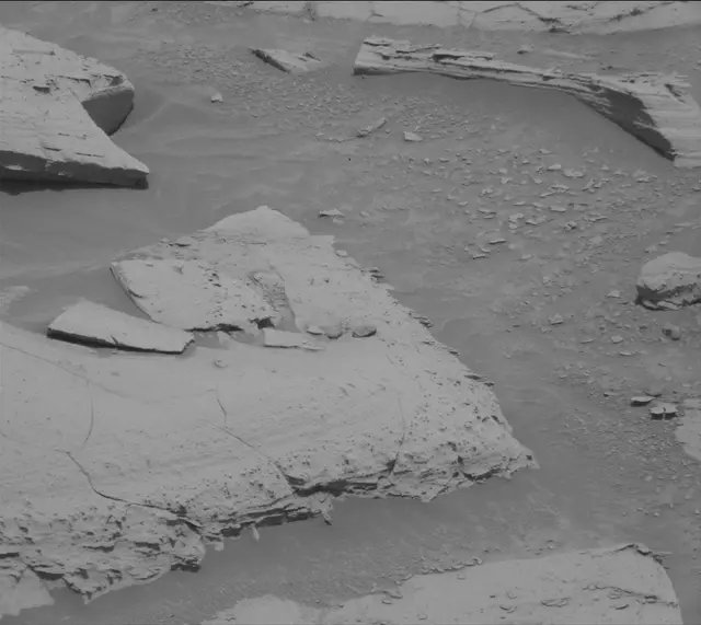Sol 4371: Mast Camera (Mastcam)