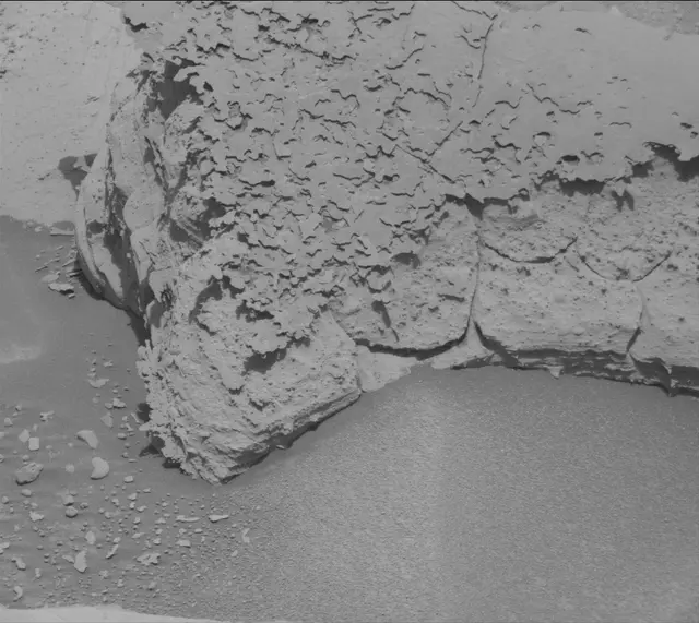 Sol 4371: Mast Camera (Mastcam)
