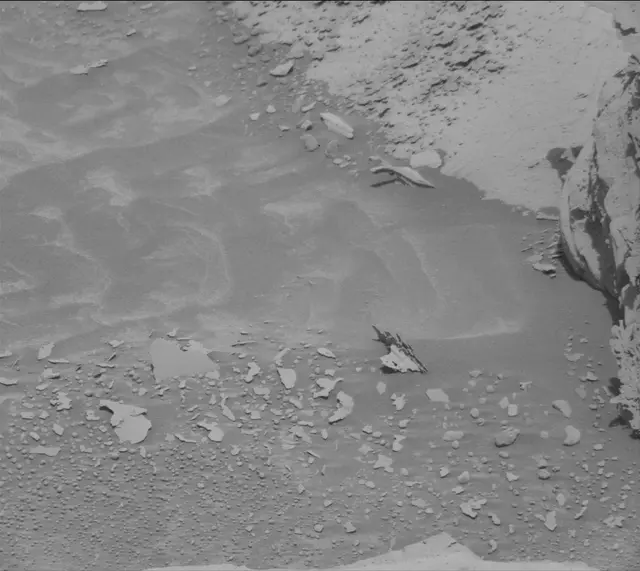 Sol 4371: Mast Camera (Mastcam)