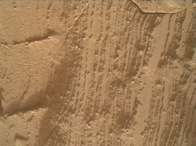 Sol 4371: Mars Hand Lens Imager (MAHLI)