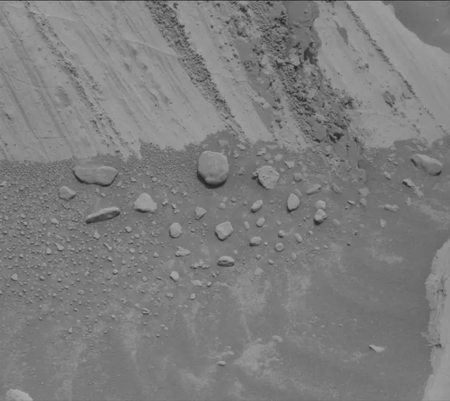 Sol 4372: Mast Camera (Mastcam)