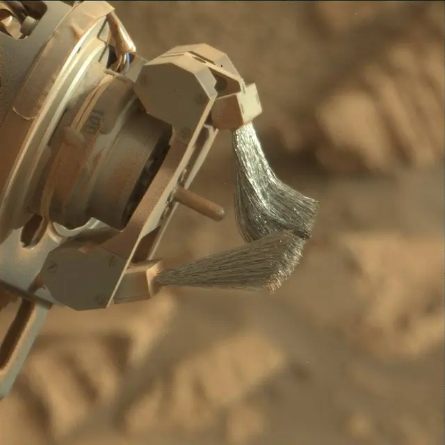 Sol 4372: Mast Camera (Mastcam)