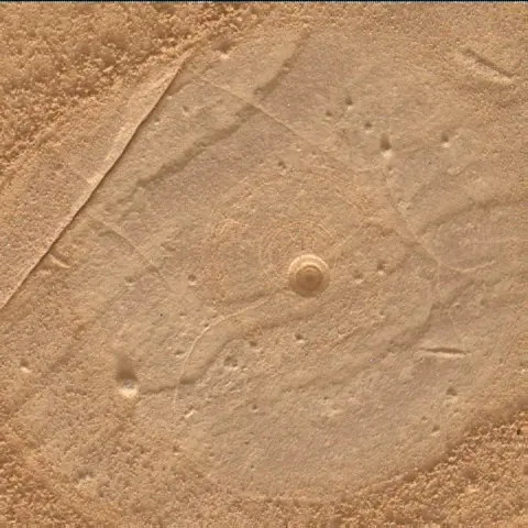 Sol 4372: Mars Hand Lens Imager (MAHLI)