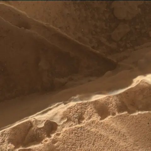 Sol 4372: Mars Hand Lens Imager (MAHLI)