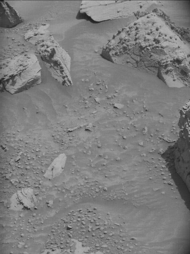 Sol 4375: Mast Camera (Mastcam)
