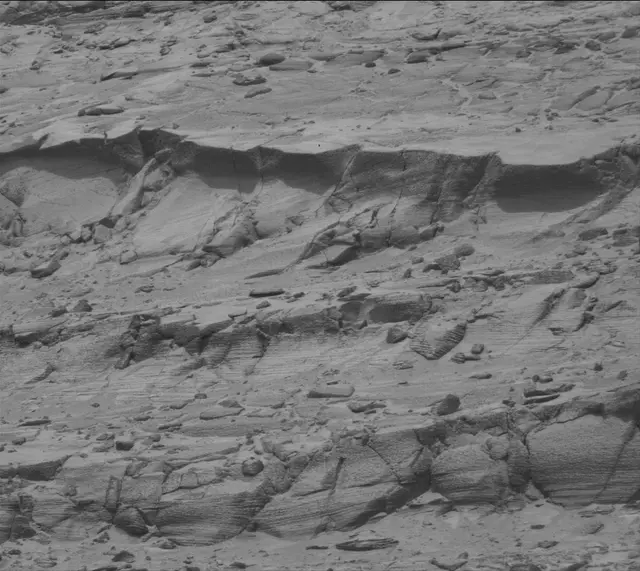Sol 4375: Mast Camera (Mastcam)
