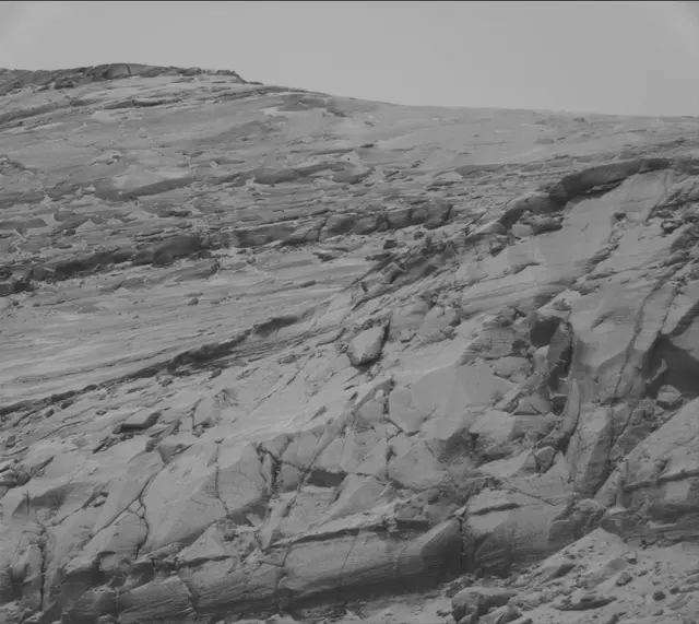 Sol 4375: Mast Camera (Mastcam)
