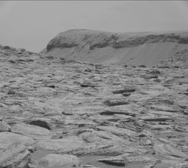 Sol 4375: Mast Camera (Mastcam)