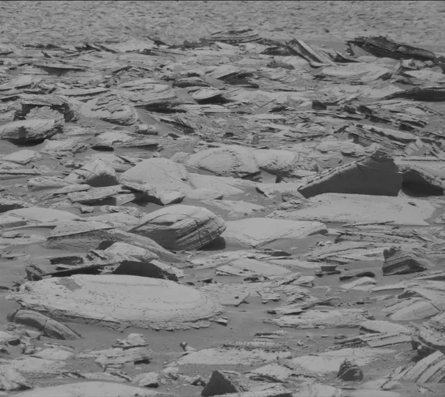 Sol 4375: Mast Camera (Mastcam)