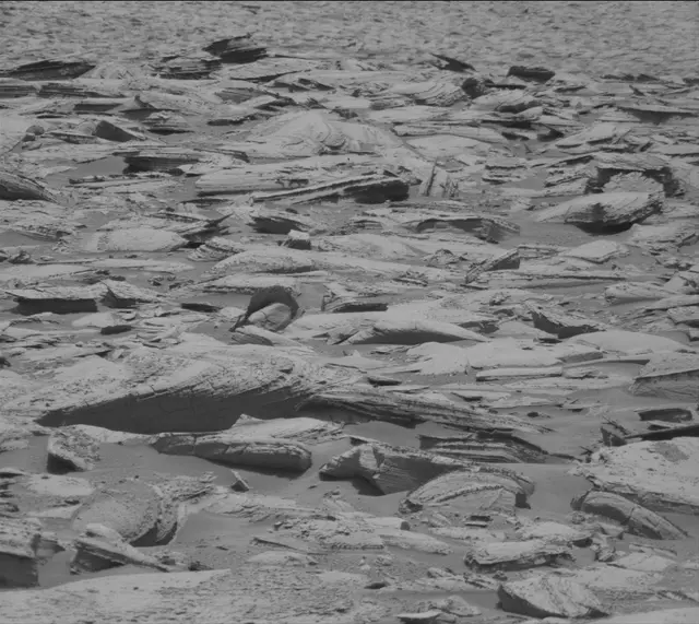 Sol 4375: Mast Camera (Mastcam)