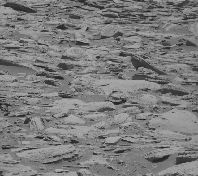 Sol 4375: Mast Camera (Mastcam)