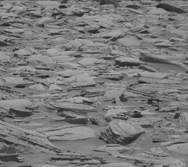 Sol 4375: Mast Camera (Mastcam)